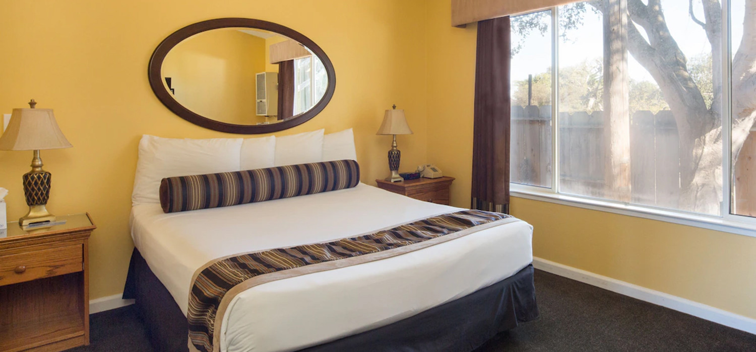 Find Ultimate Comfort and Convenience in the Guestrooms at Sea Breeze Inn and Cottages